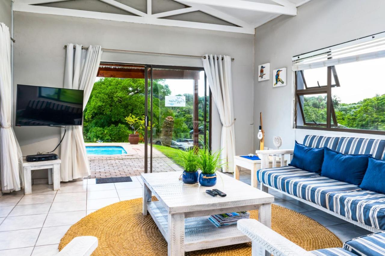 Kingfisher Lakeside Retreat Trafalgar Екстериор снимка